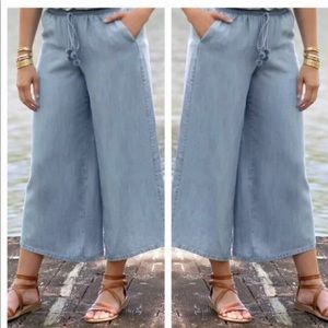 Matilda Jane cropped chambray capris